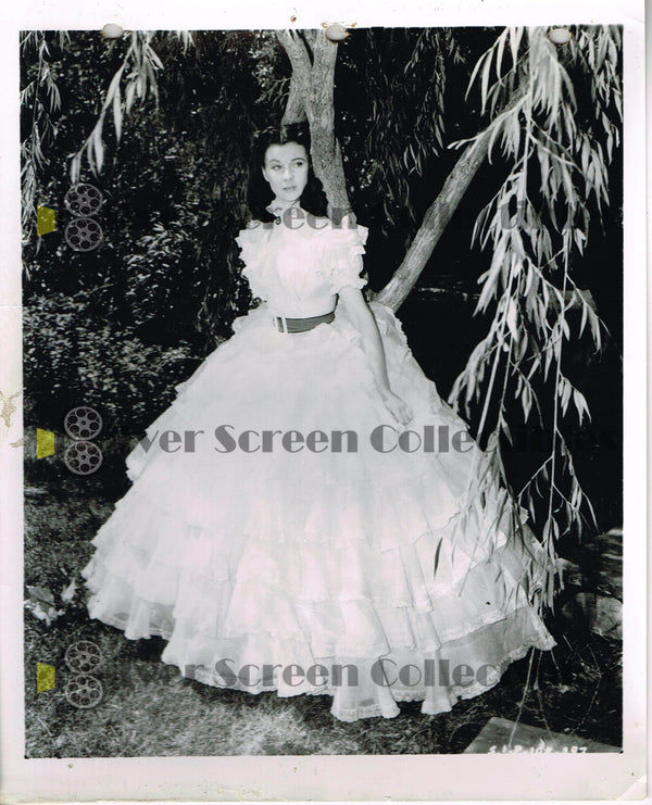 Vivien Leigh / Gone With the Wind (1939) - Vintage B&W Movie Still/Photo (8" x 10")