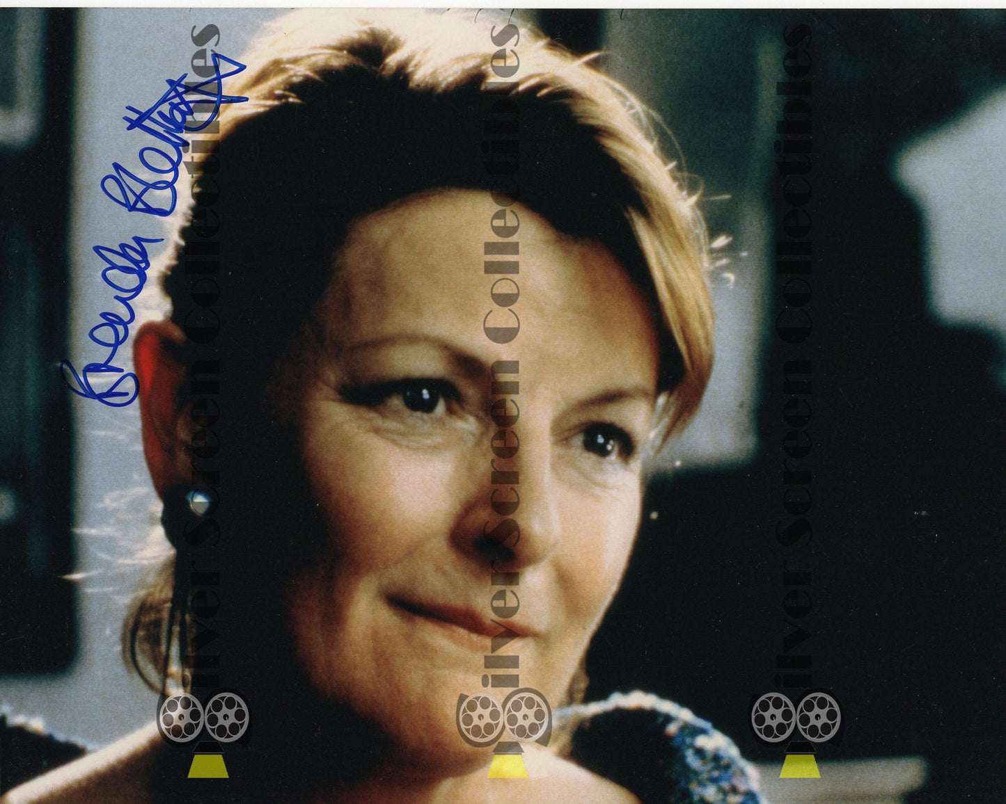 Brenda Blethyn - Signed 8" x 10" Photo