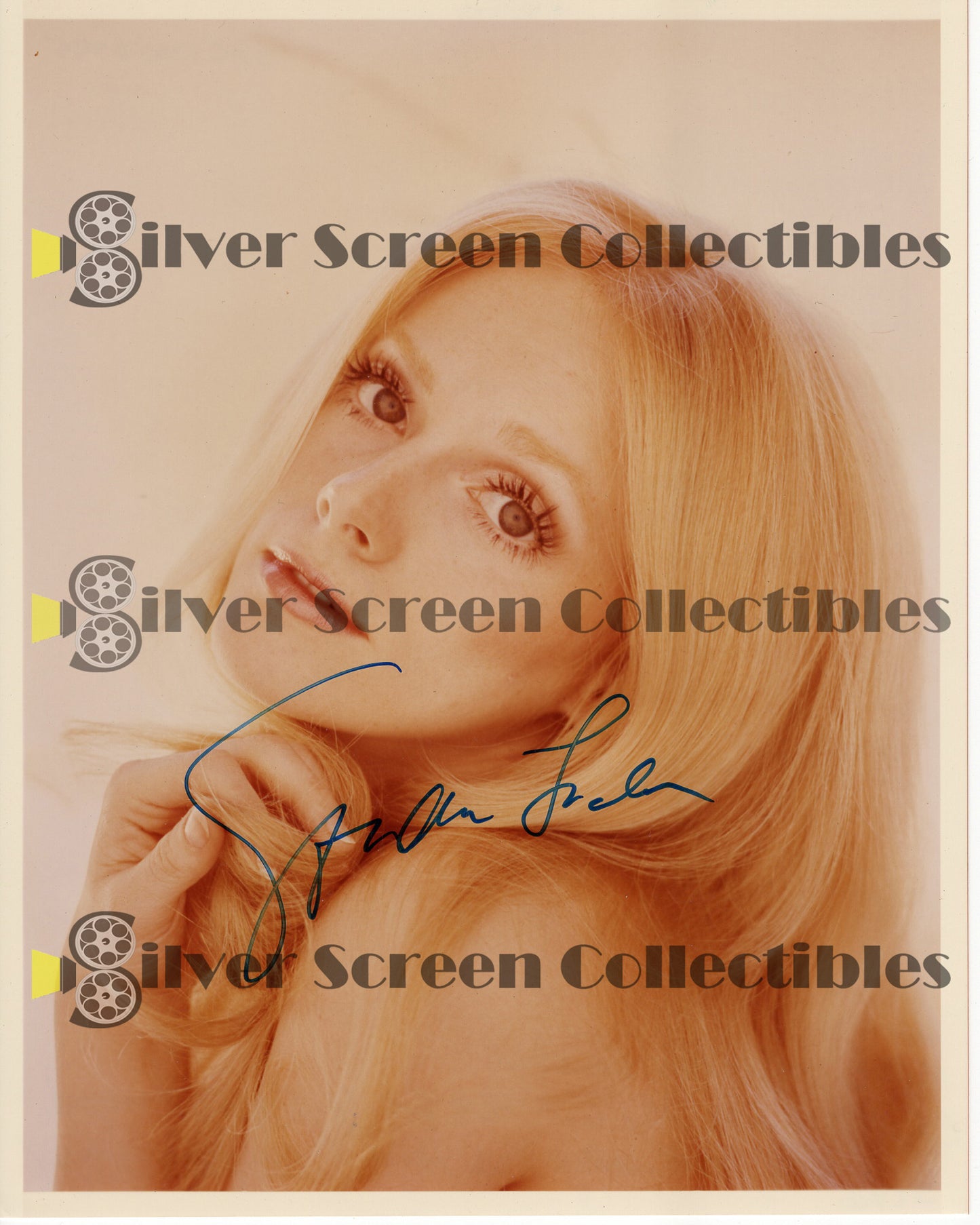 Sondra Locke - Signed 8" x 10" Photo