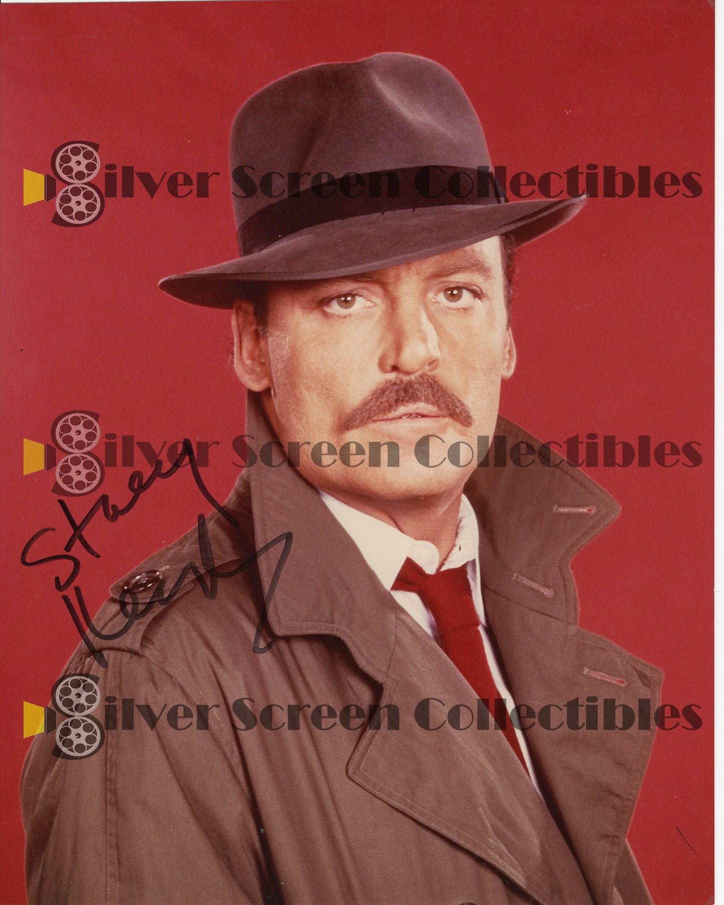 Stacy Keach - Signed 8" x 10" Photo