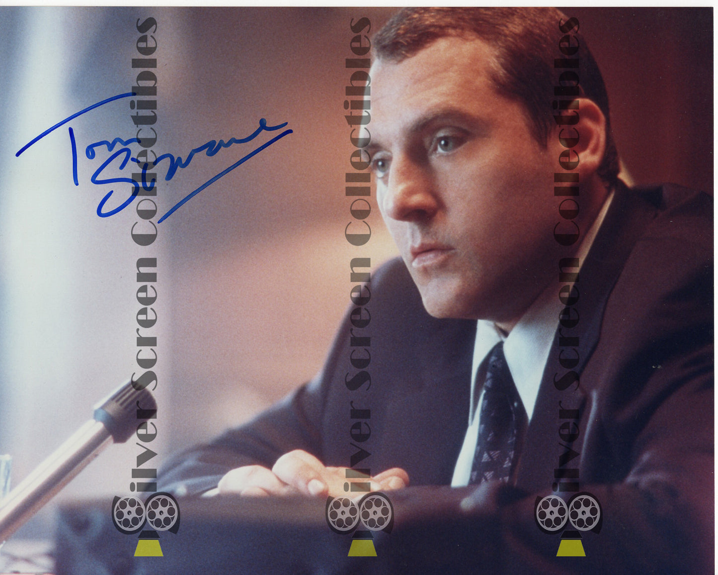 Tom Sizemore - Signed 8" x 10" Photo