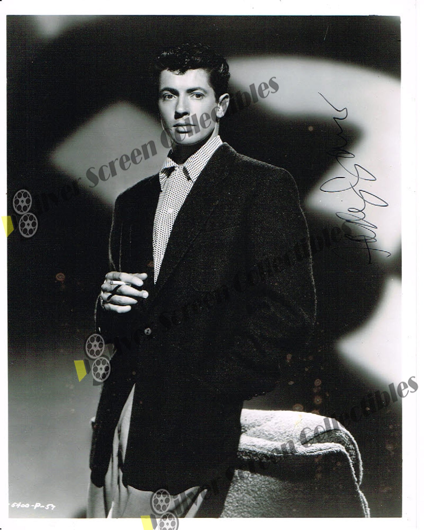 Farley Granger - Signed 8" x 10" Photo