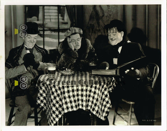 The Fixer Uppers (1935) - Vintage 8"x10" Movie Still/Photo